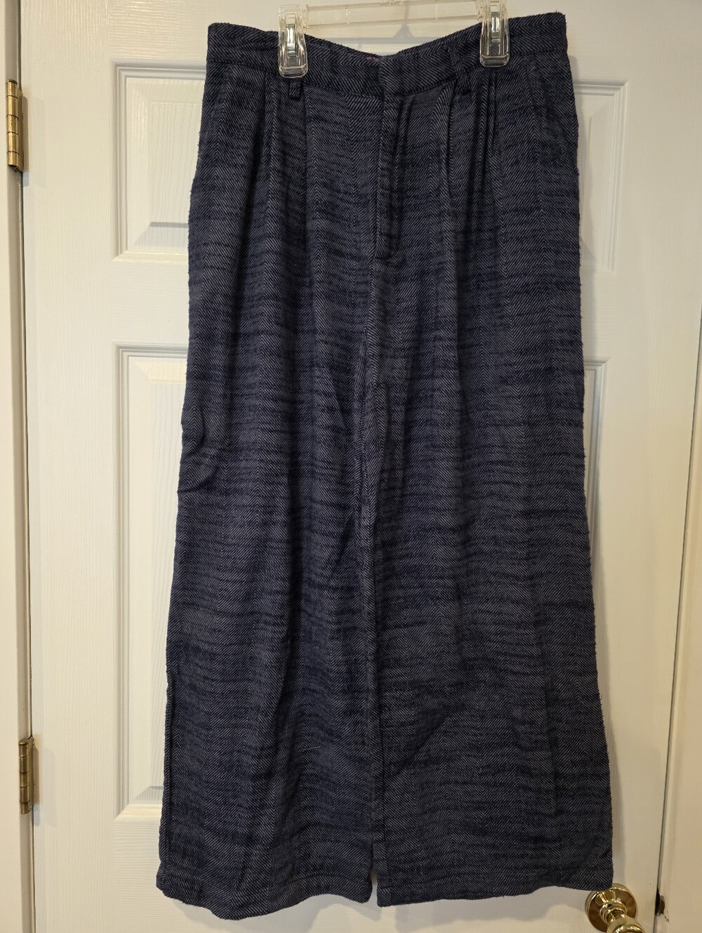 Urban Outfitters Women's Navy Wide-Leg Pants Size Medium